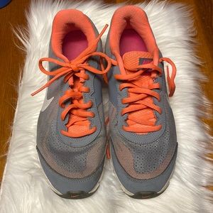 Grey and sherbet “Reax Run” nike size 7